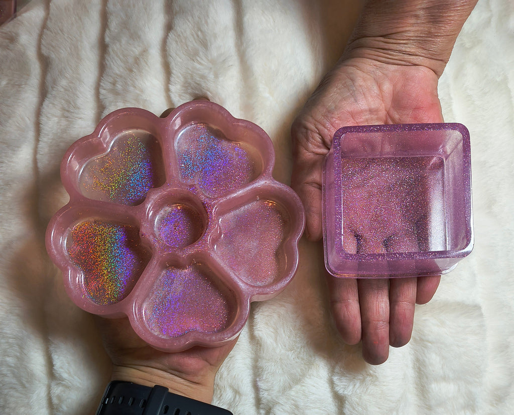 Trinket boxes shimmering in hand to get better idea of size